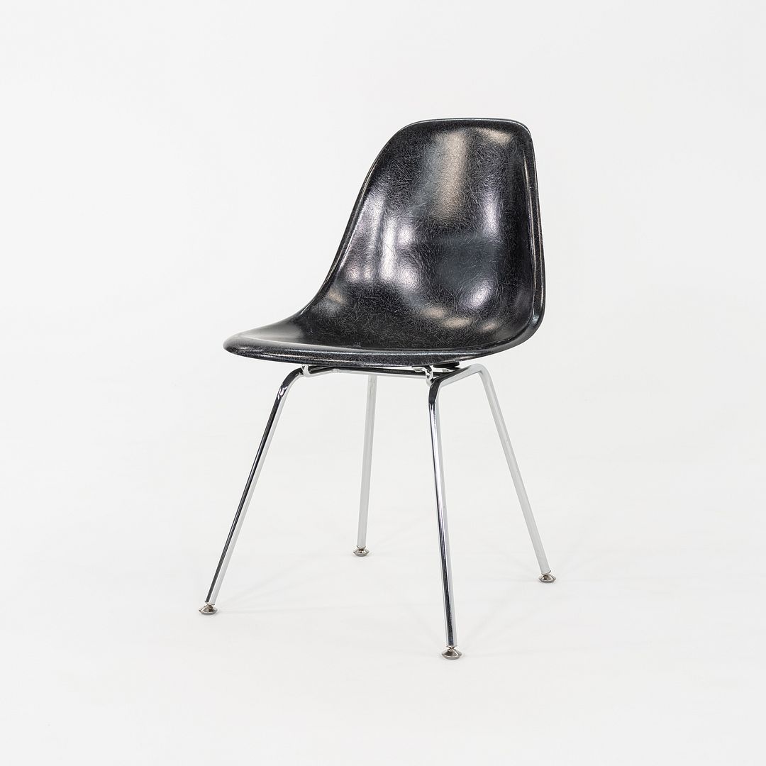 Shell Chair