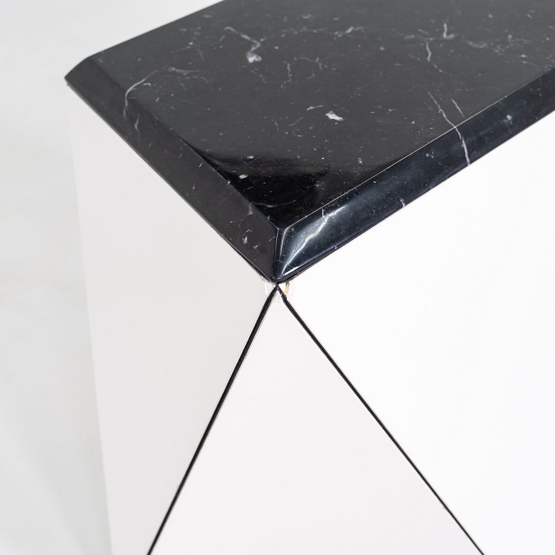 WL25 Washington Prism Side Table