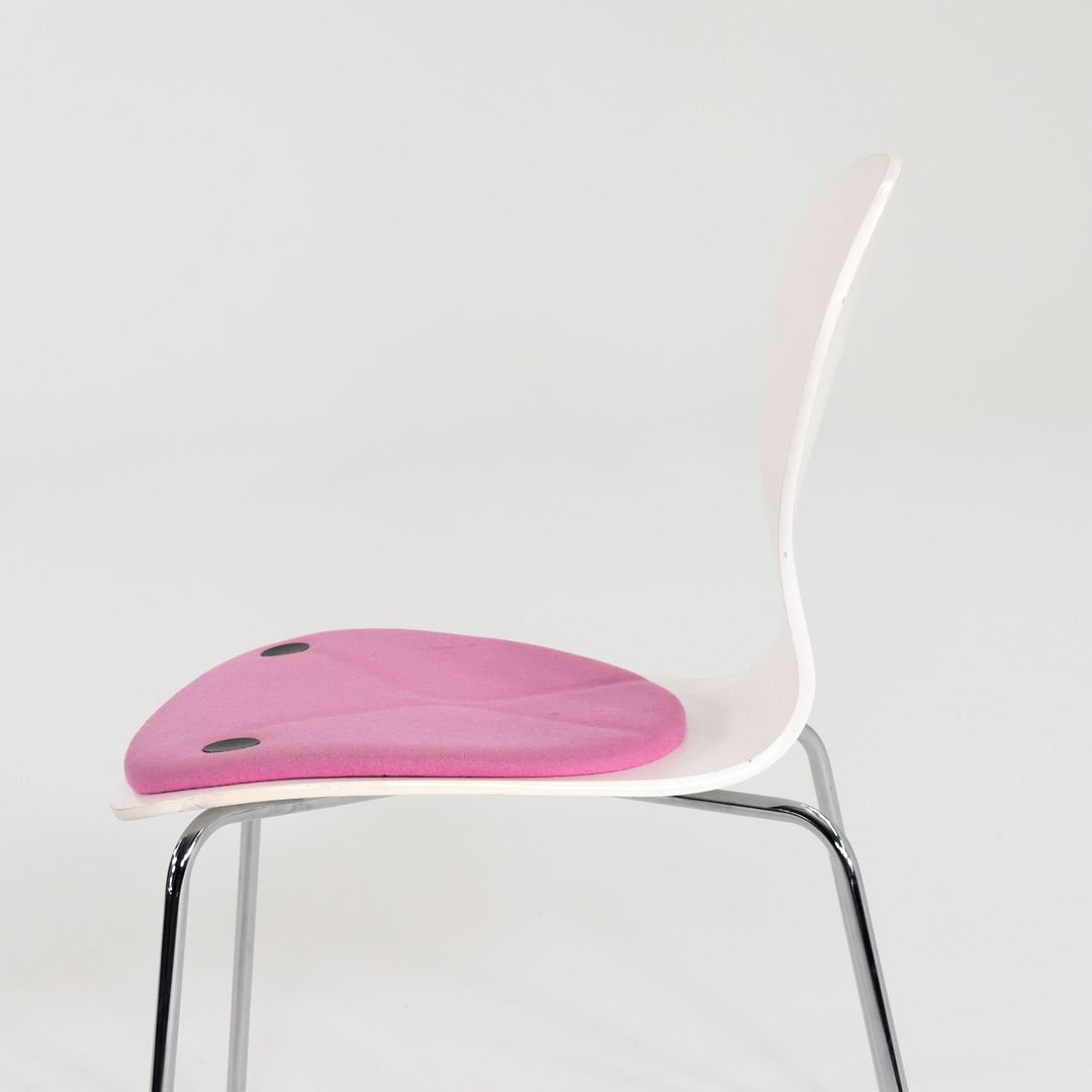 Sprite Stacking Side Chair