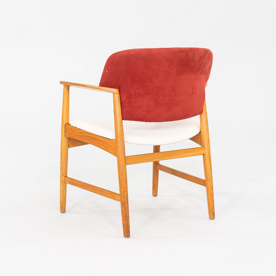 4205 Dining Arm Chair
