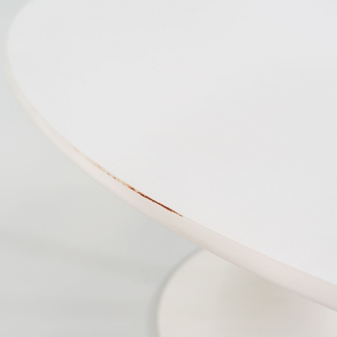 Oval Tulip Coffee Table, Model 162