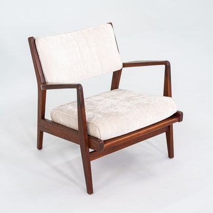 U-430 Lounge Chair