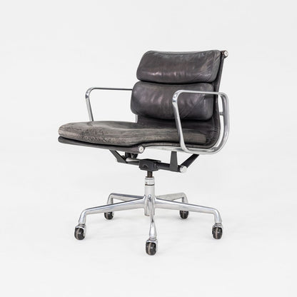 Soft Pad Management Chair, EA435