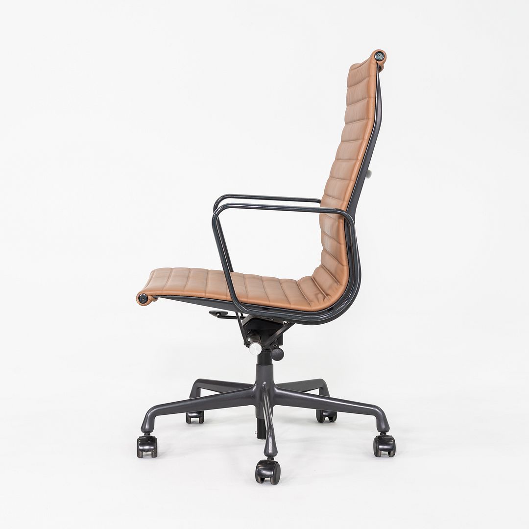 Aluminum Group Executive Desk Chair, EA337
