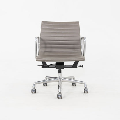 Aluminum Group Management Desk Chair, Model EA335