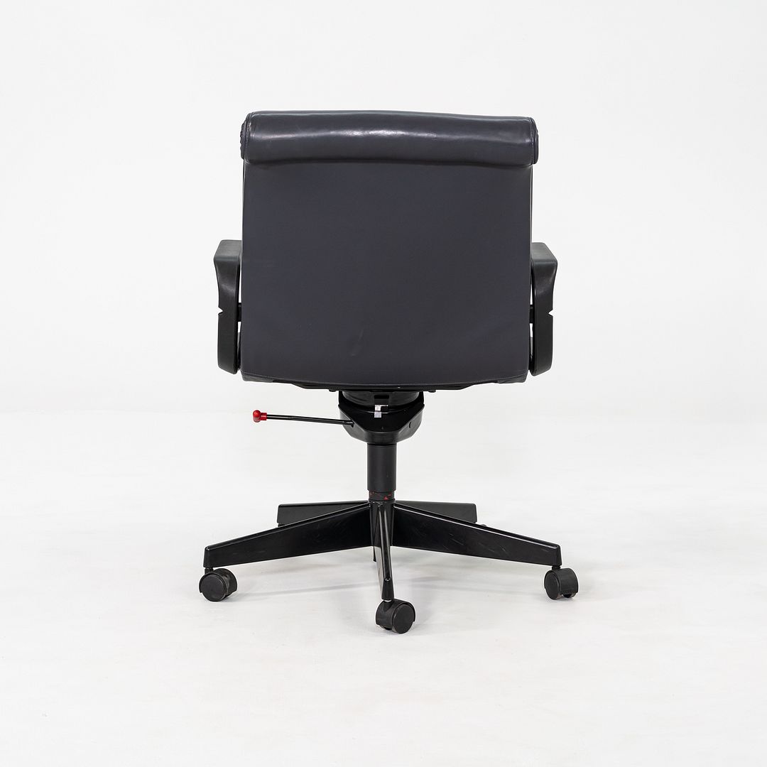 Management Desk Chair