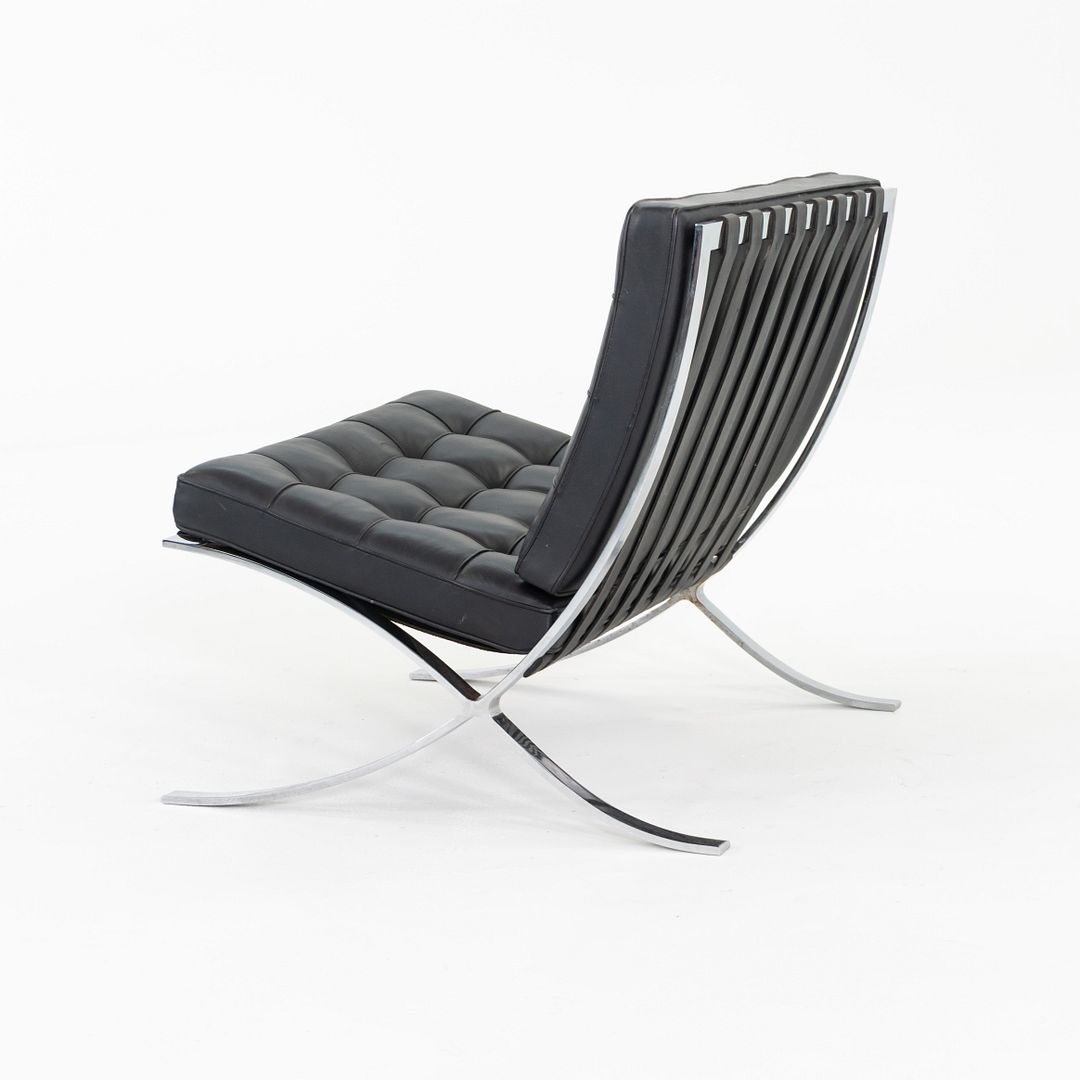 Barcelona Chair, Model 250LC