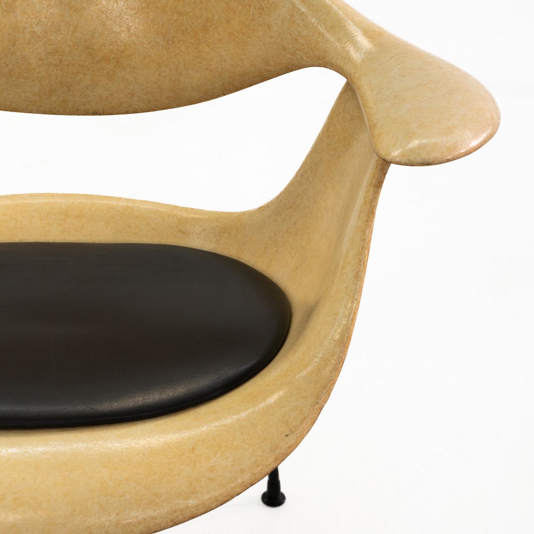 Swag Leg Armchair, Model MAF