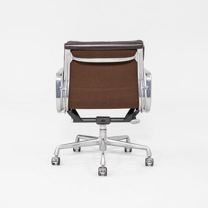 Soft Pad Management Chair, EA435