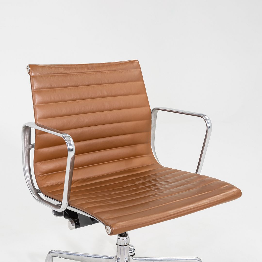 Aluminum Group Management Desk Chair, Model EA335