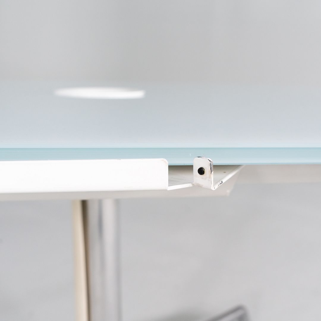 SW_1 Conference Table