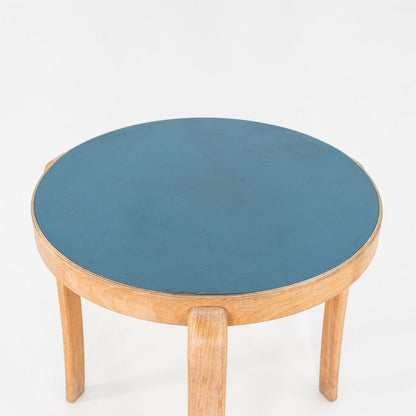 8000 Series Table
