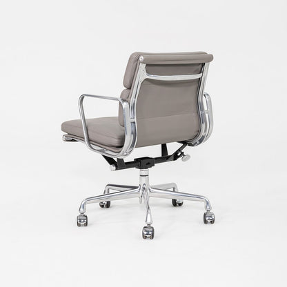 Soft Pad Management Chair, EA435