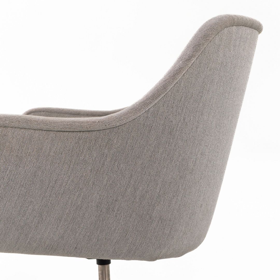 Bumper Lounge Chair with Arms