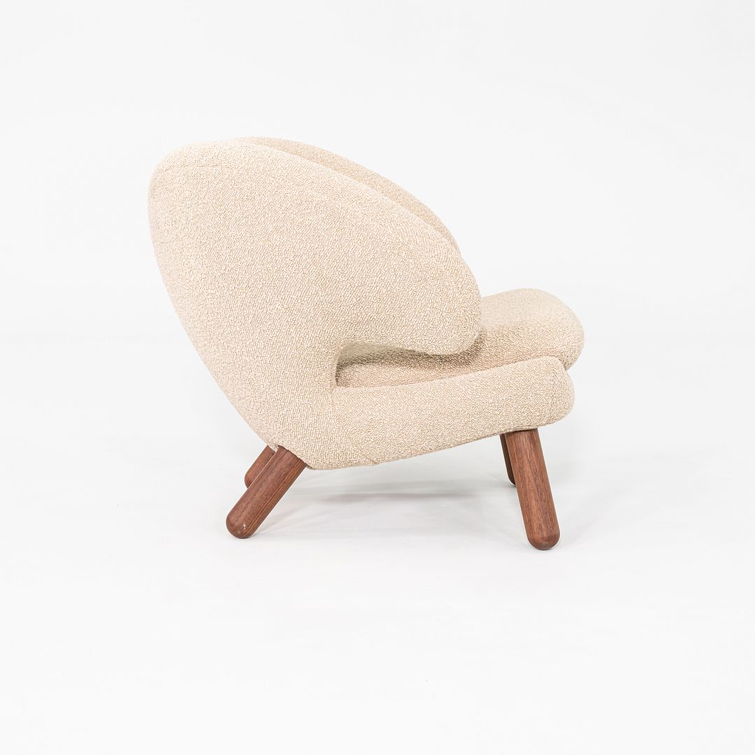 Pelican Lounge Chair