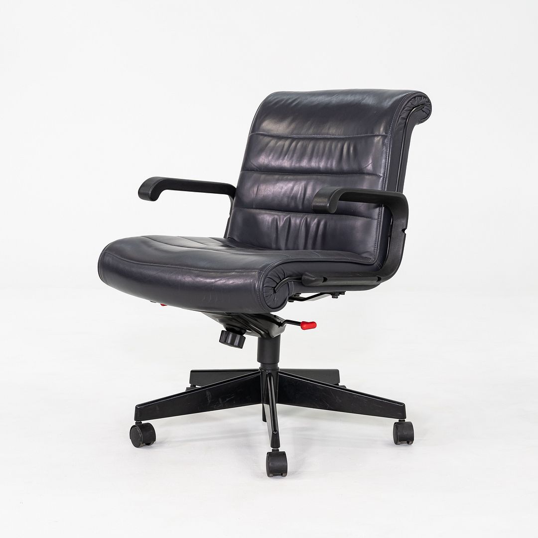 Management Desk Chair