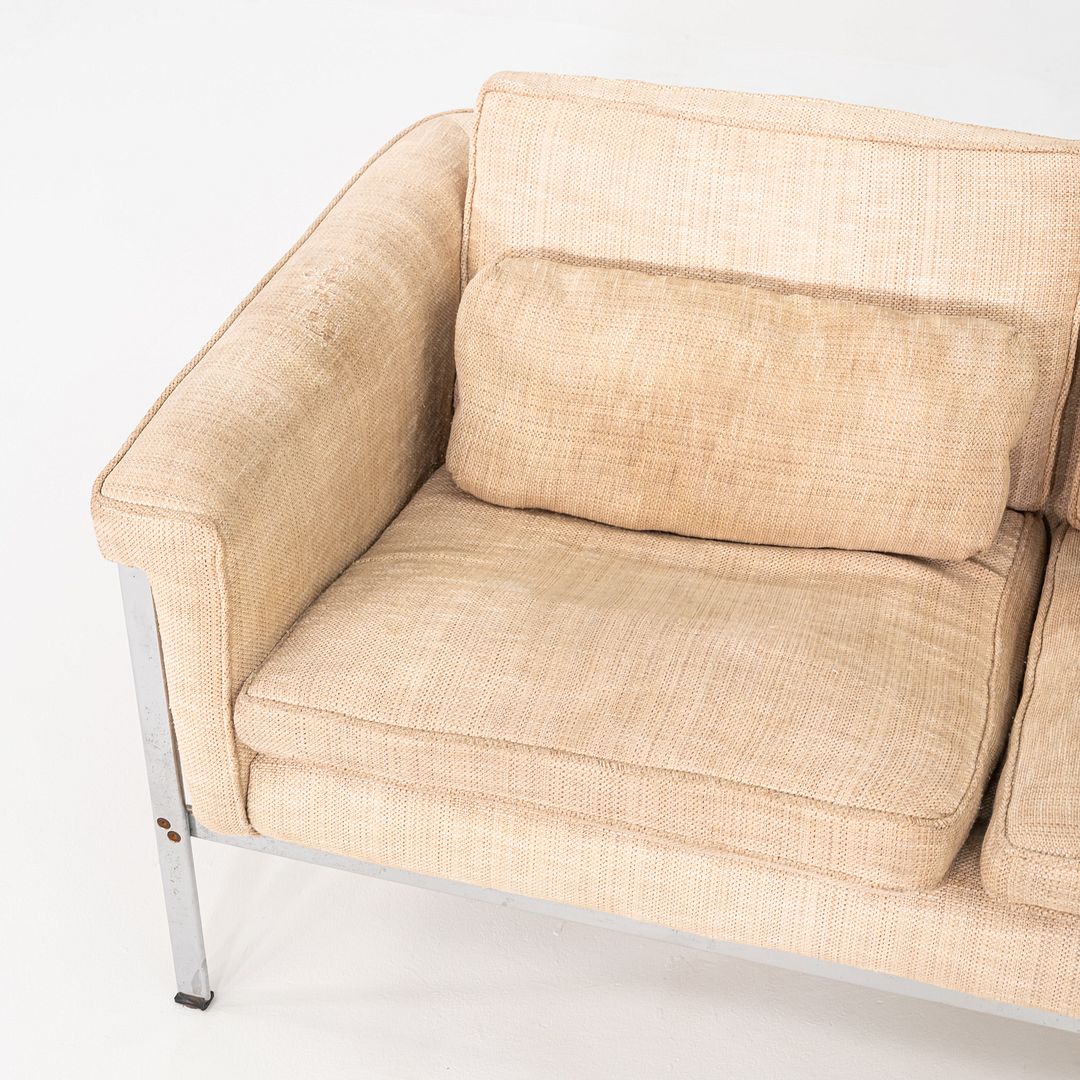 Model HB 6912 Sofa