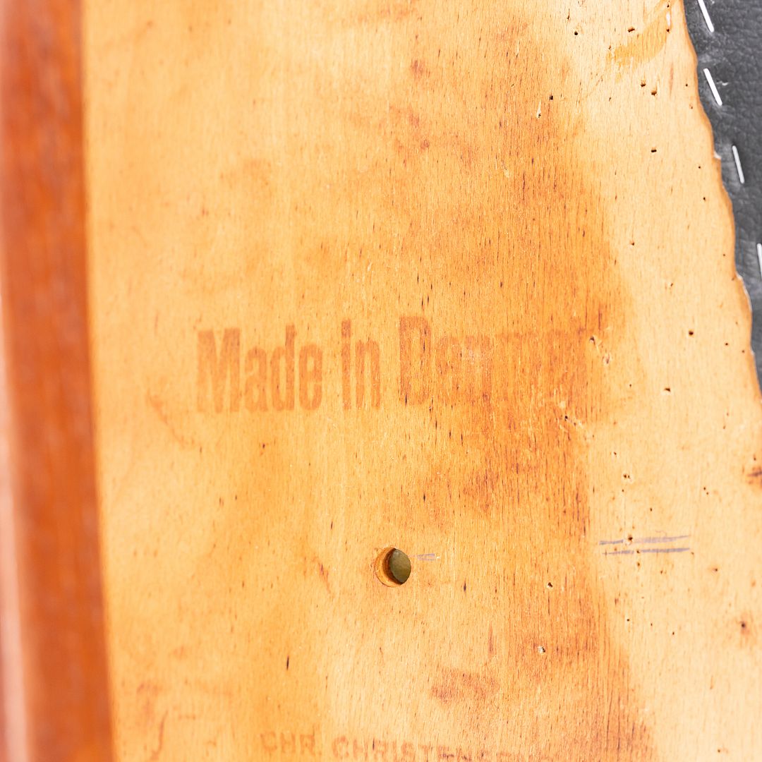 Model 310 Armchair