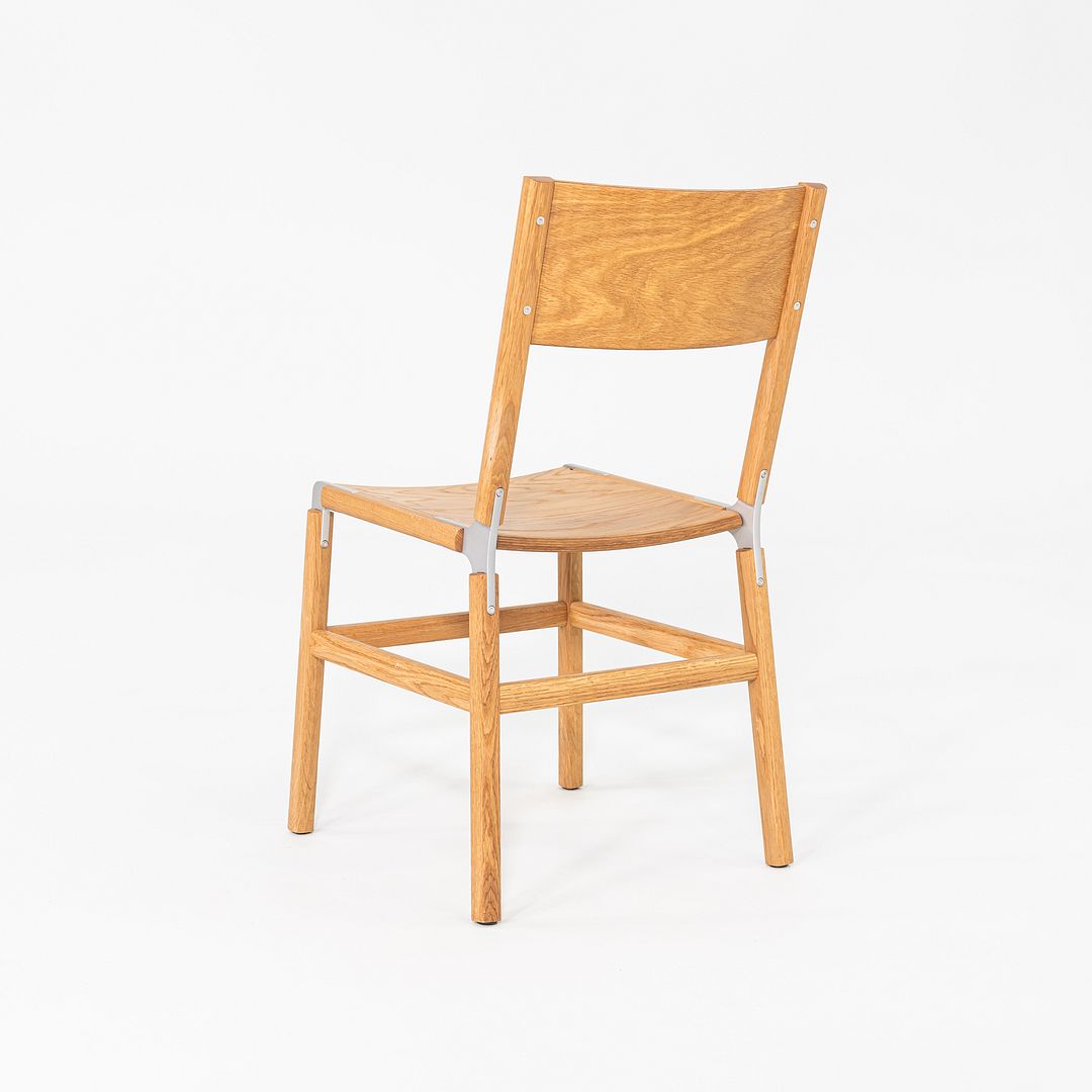 Standard Mariposa Chair