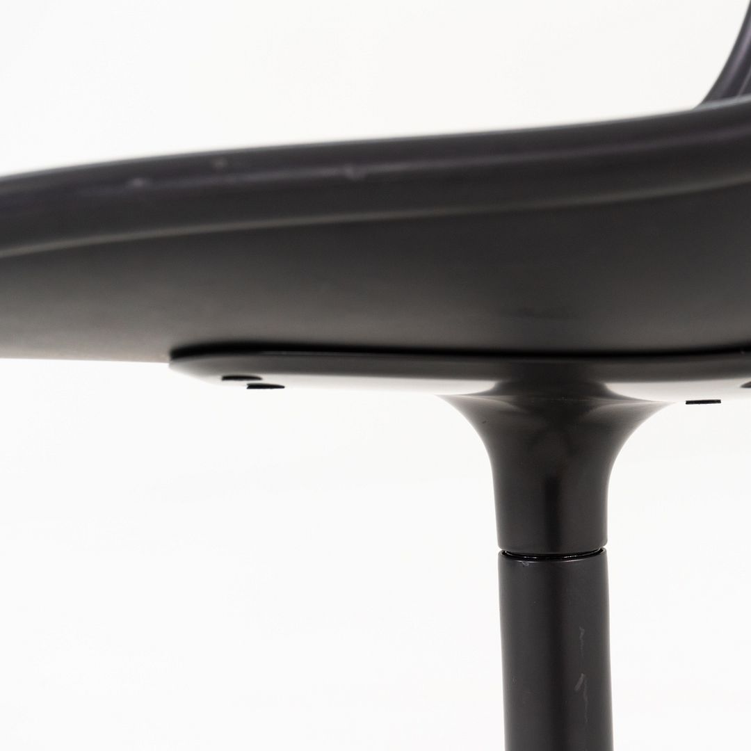 Neu 10 Swivel Chair