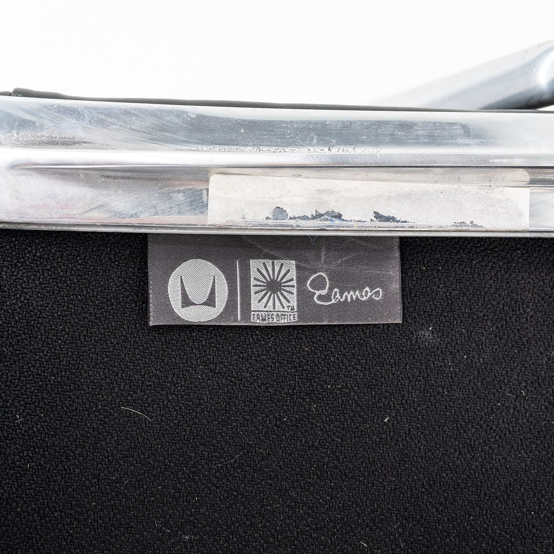 Eames Soft Pad Management Chair, EA435