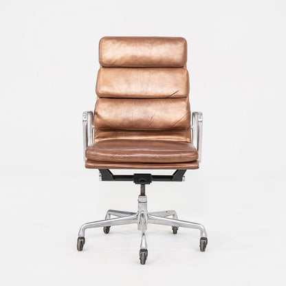 Soft Pad Executive Desk Chair, Model EA437