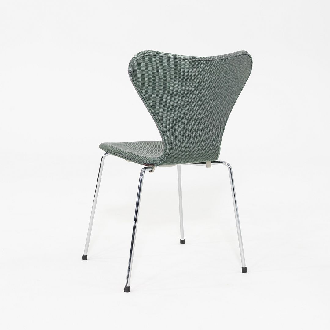 Series 7 Chair, Model 3107