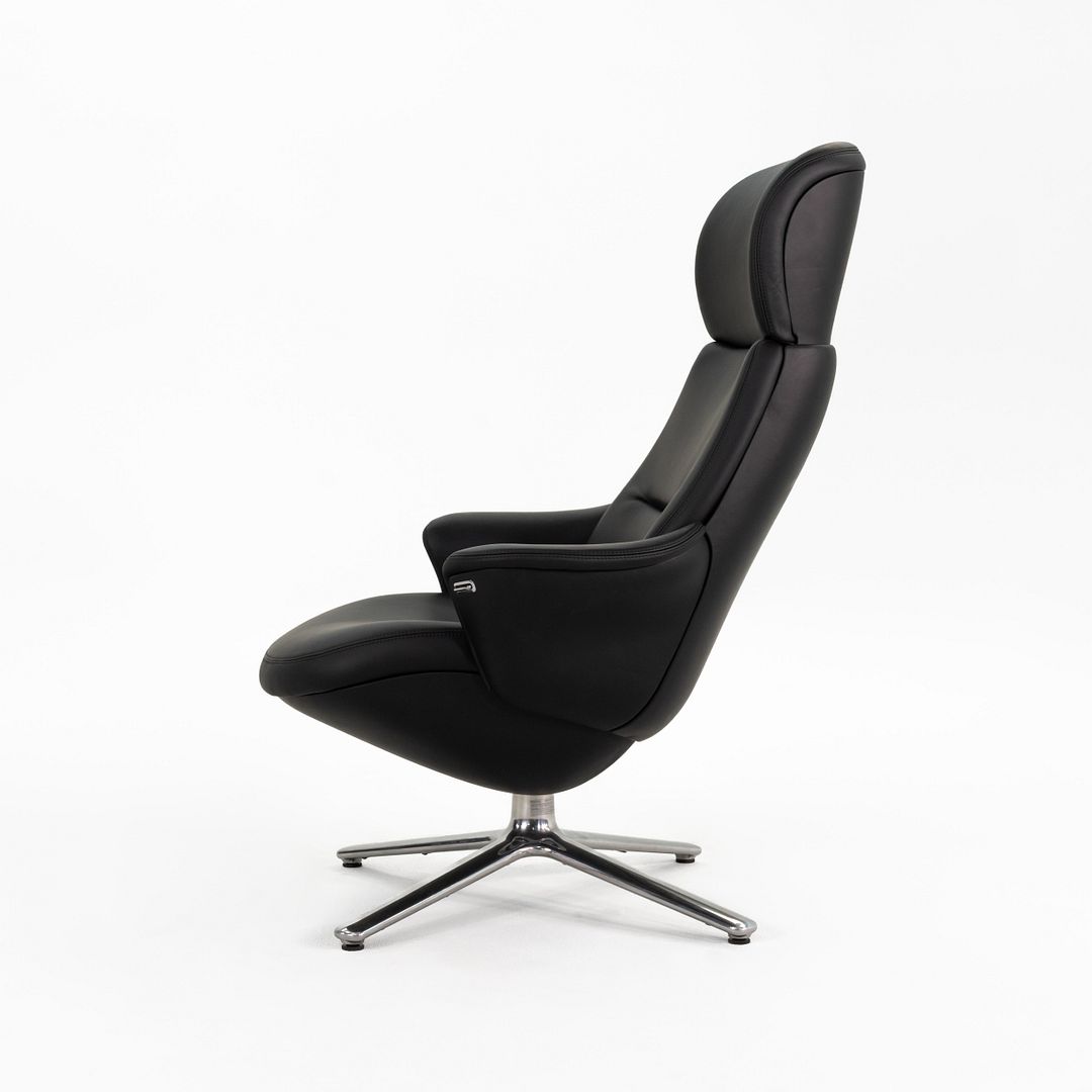 Diffrient Lounge Chair and Ottoman