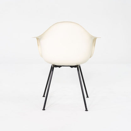 DAX Chair