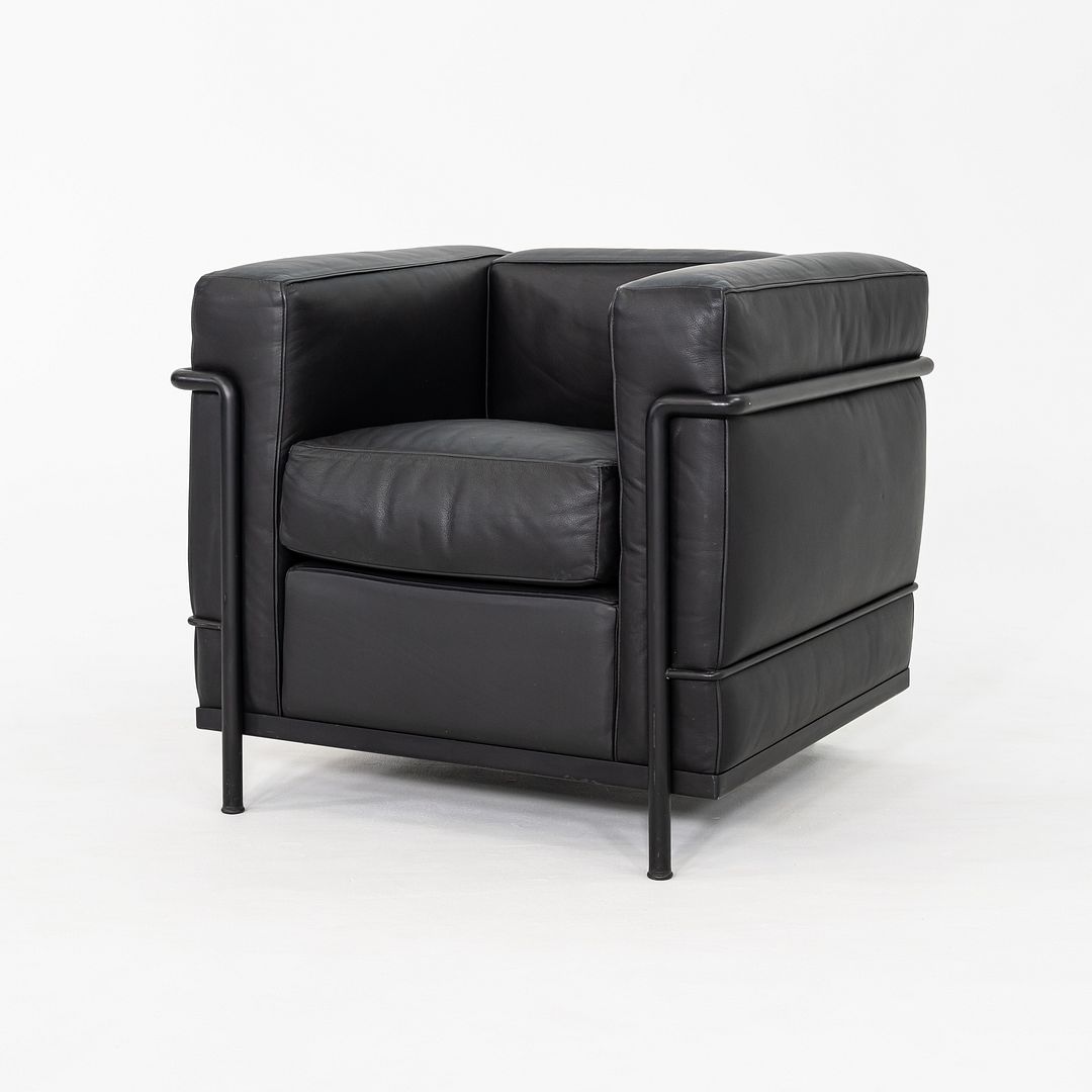 LC2 Petit Club Lounge Chair