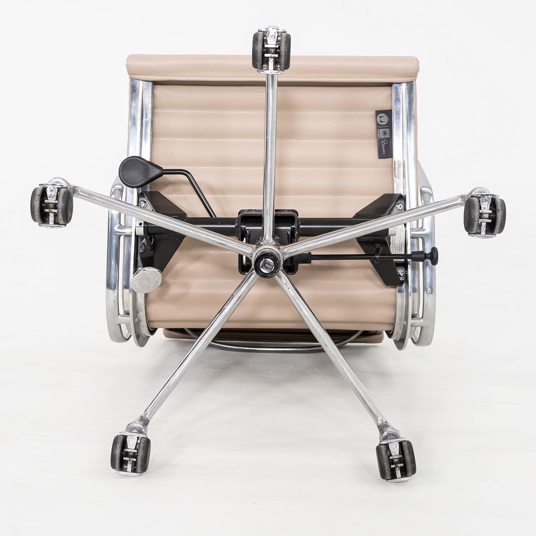 Aluminum Group Management Desk Chair, Model EA335