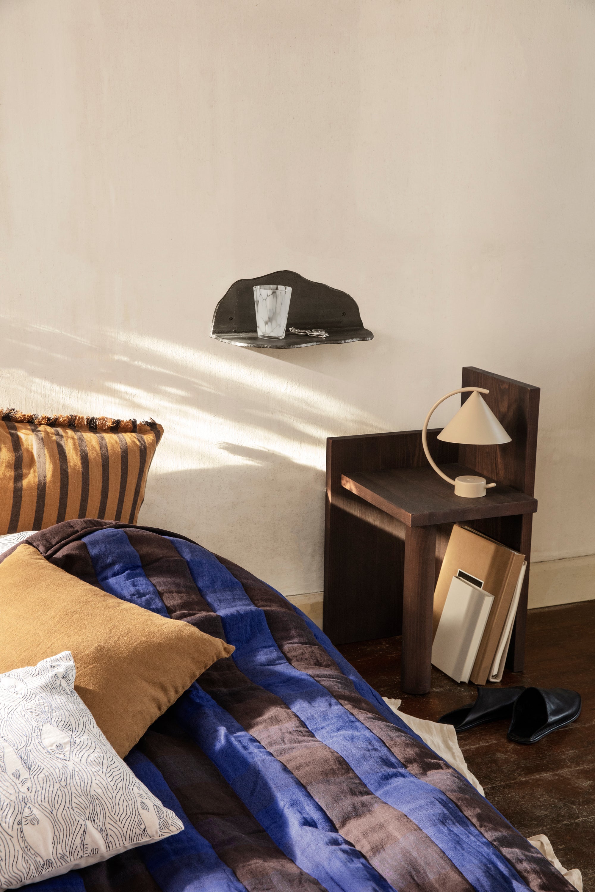 Meridian Portable Lamp