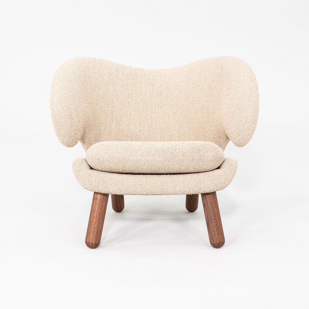 Pelican Lounge Chair