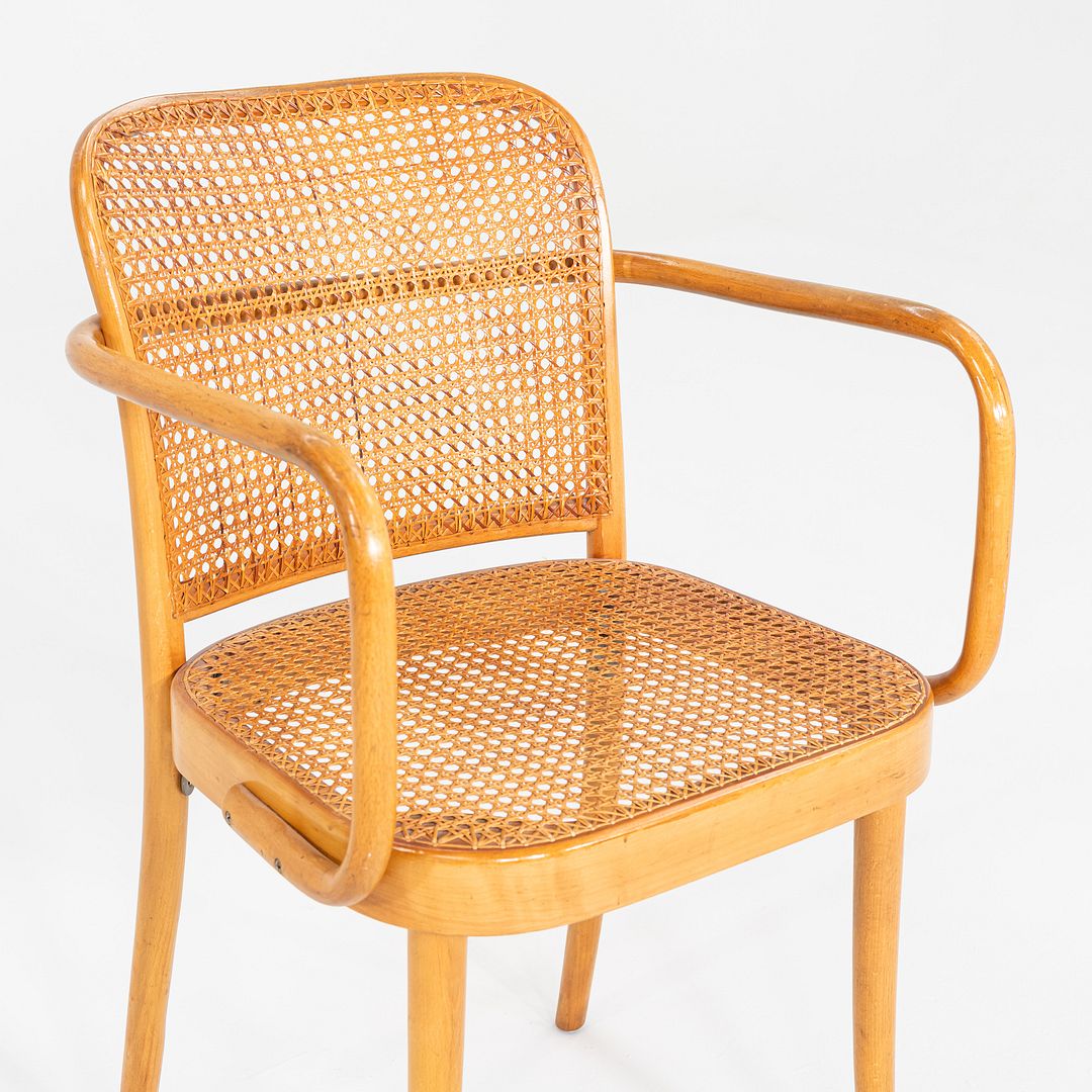 Model 811 Prague Chair