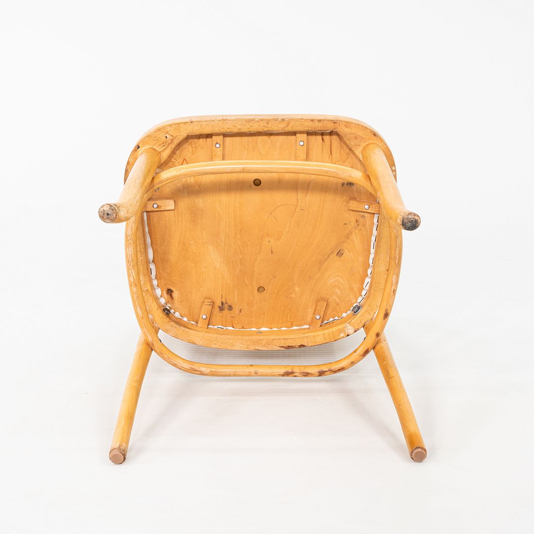 Model 811 Chair