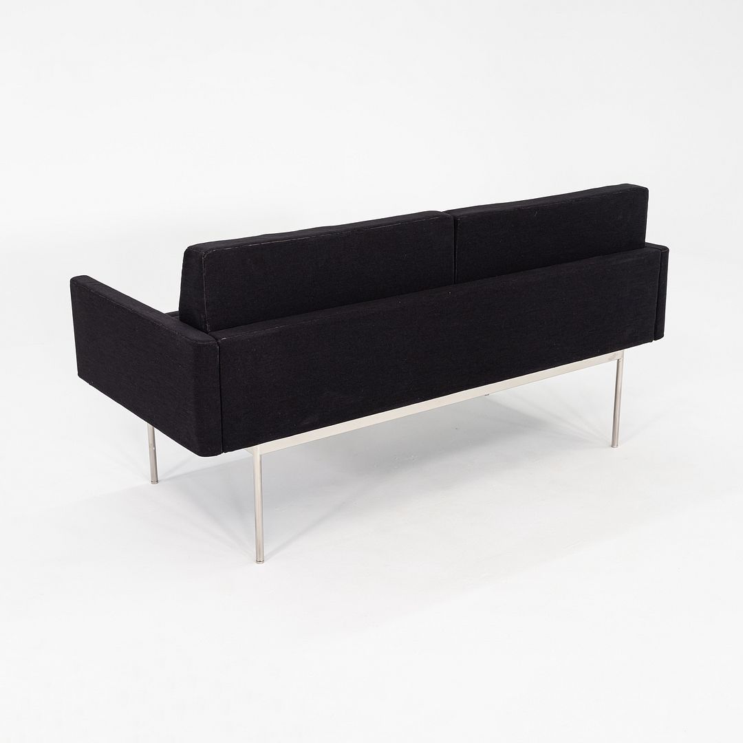 Tuxedo Component Lounge Settee