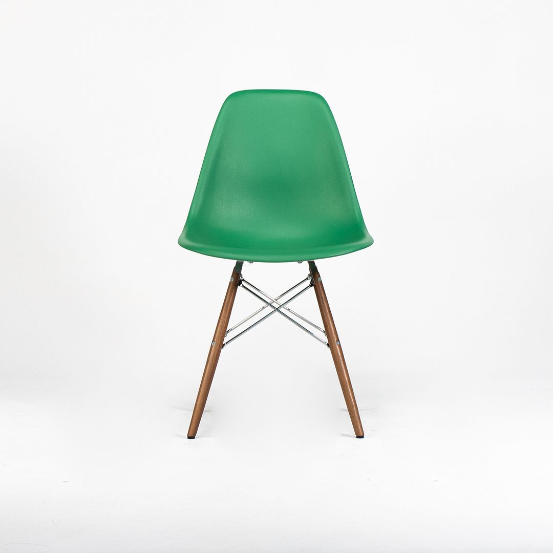 DSW Chair