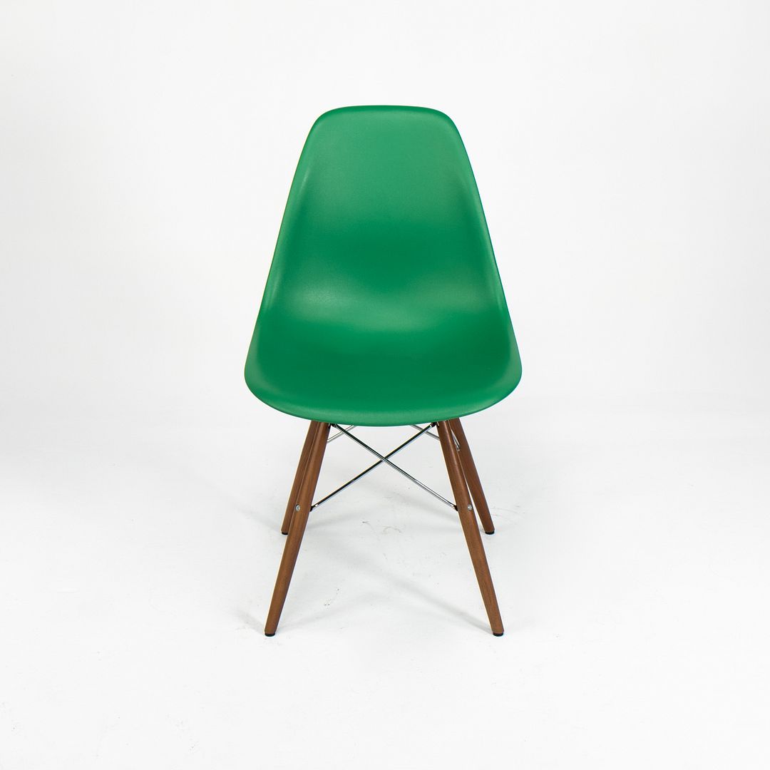 DSW Chair