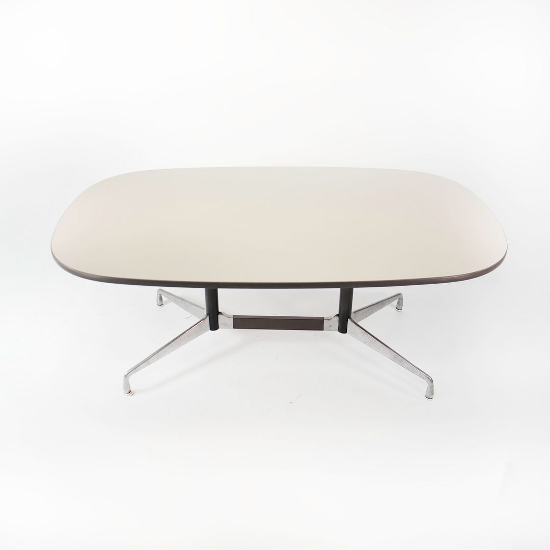 Segmented Conference Table, Model ET151