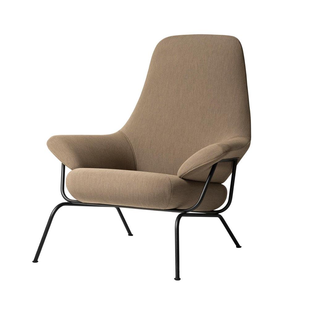 Hai Lounge Chair and Ottoman