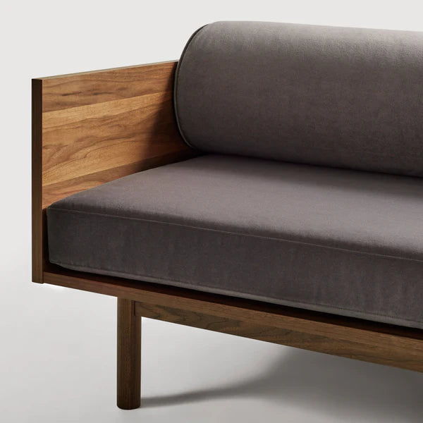 Souvenir Sofa