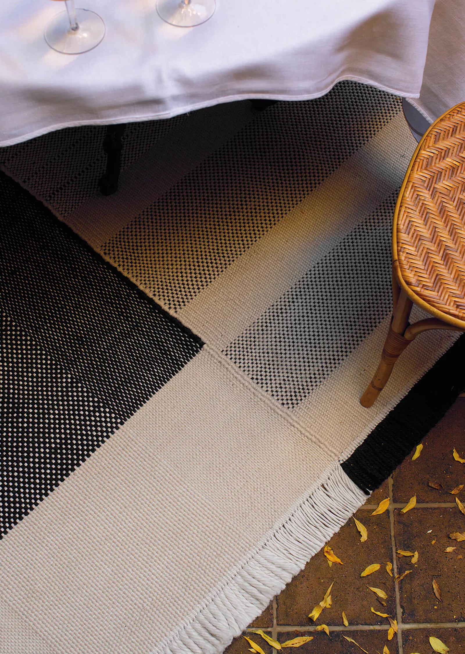 Tres Outdoor Rug