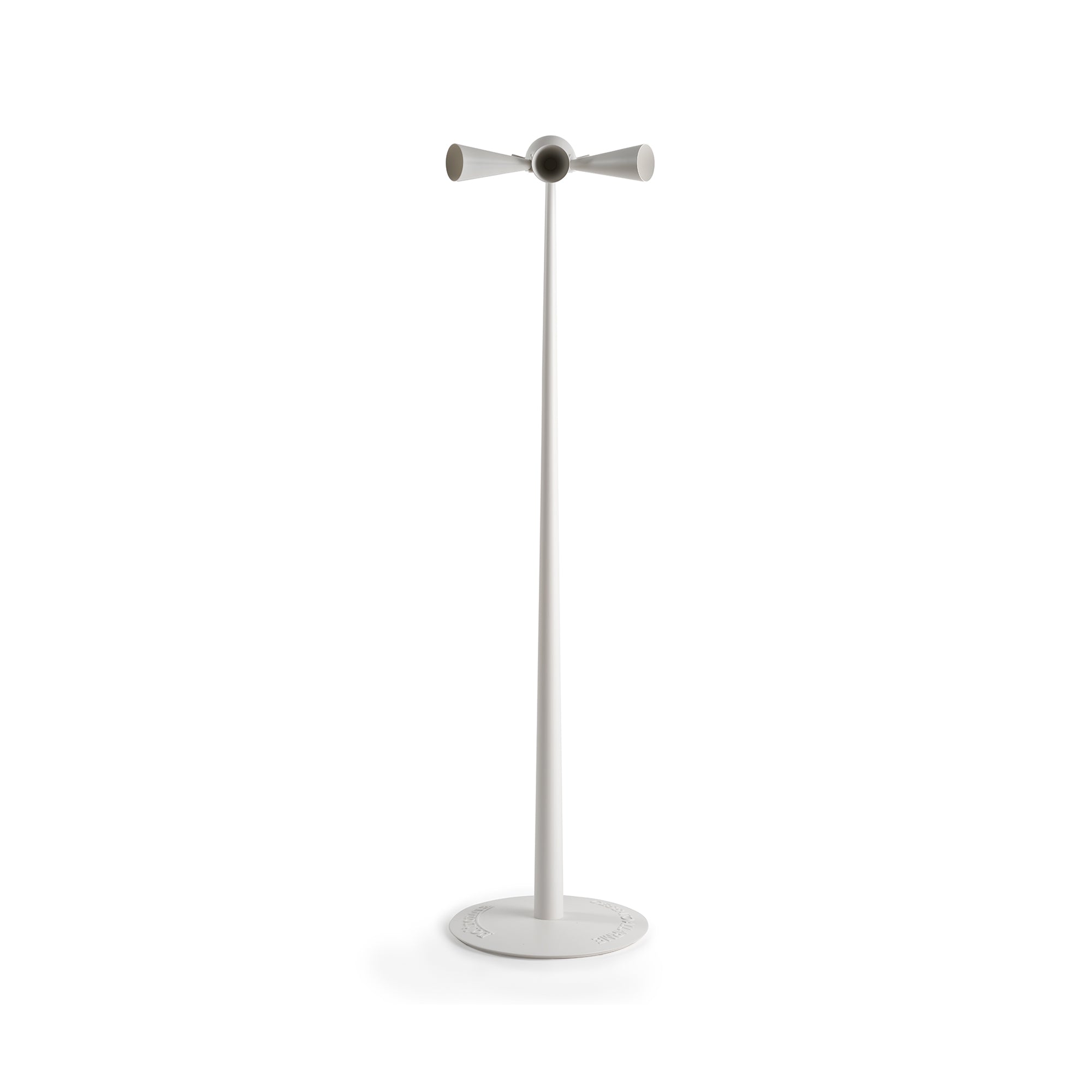 Cessato Allarme Clothes Stand