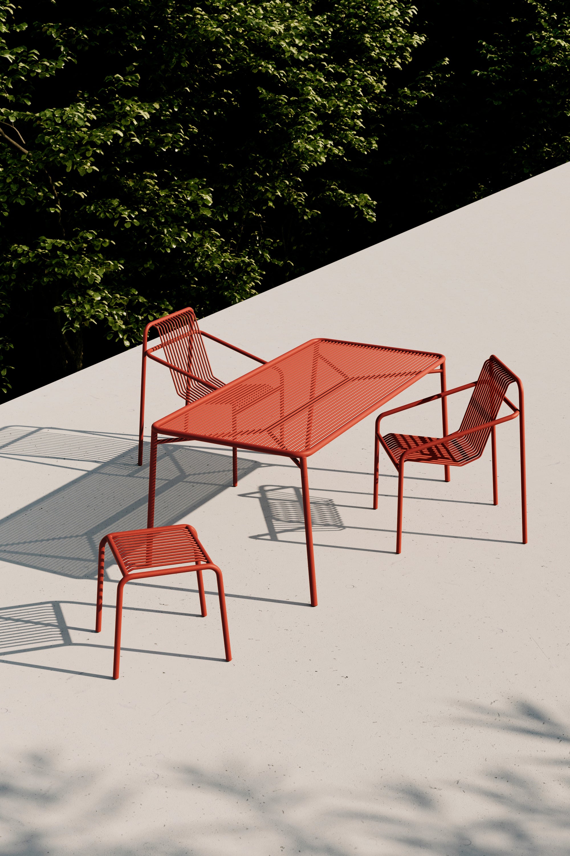 Ivy Outdoor Table