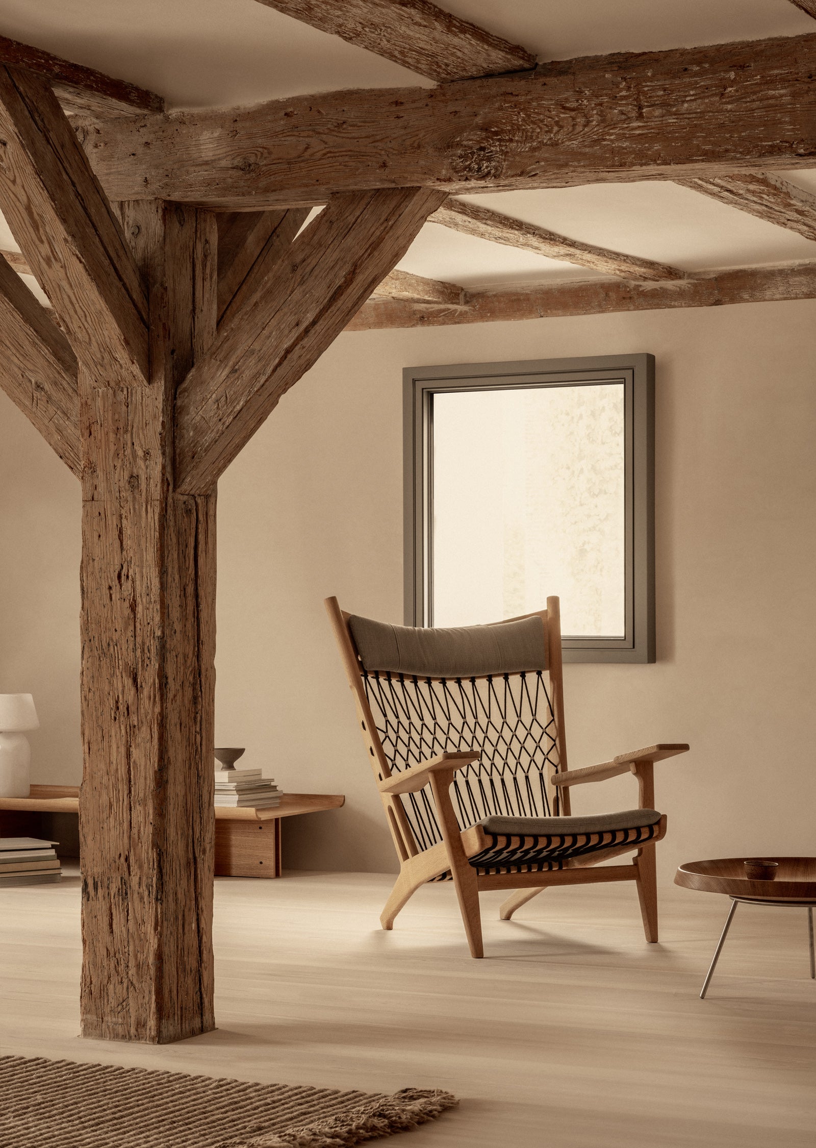 PP129 Web Chair