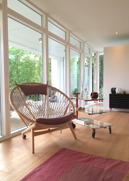 PP130 Circle Chair