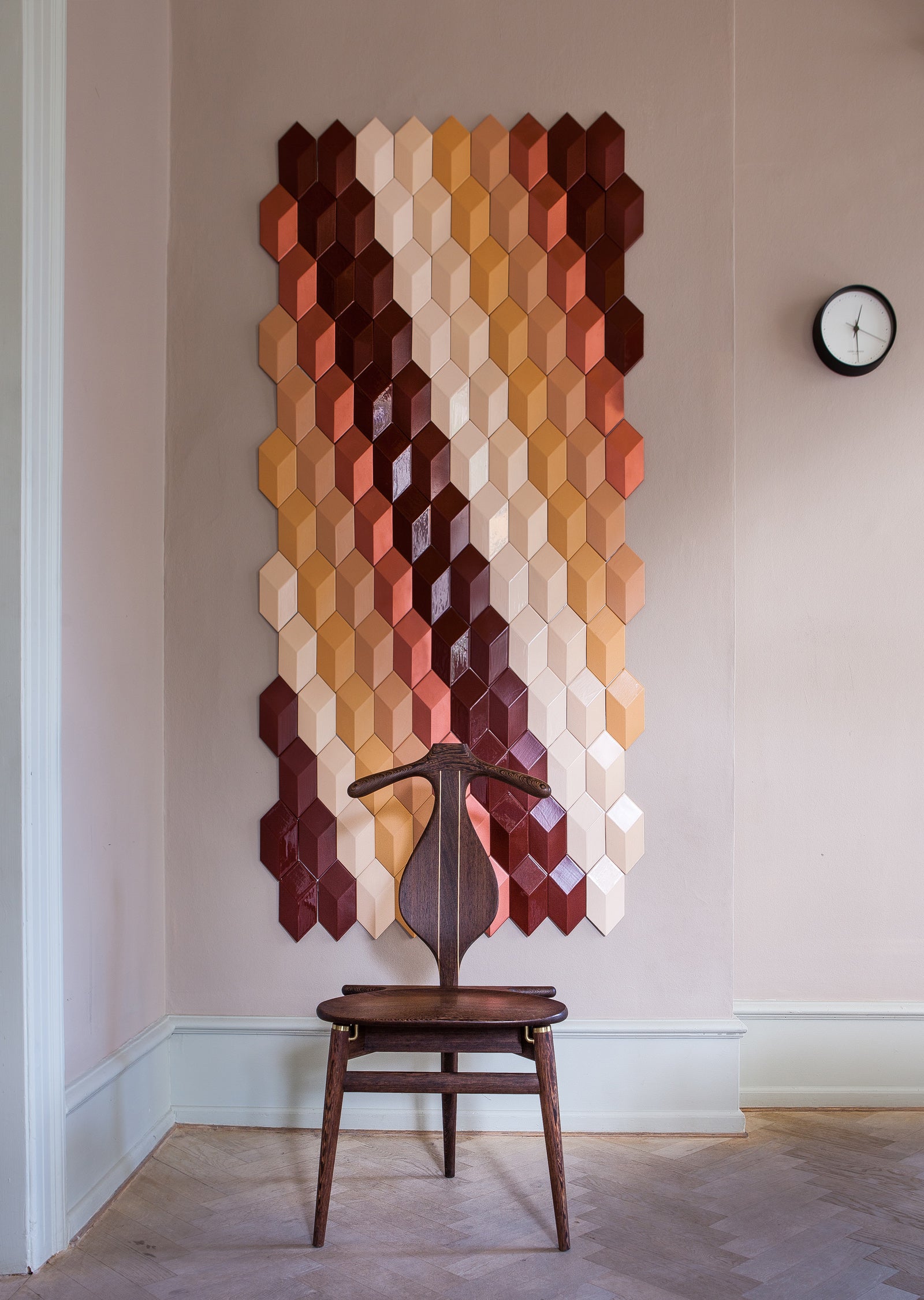 PP250 Valet Chair