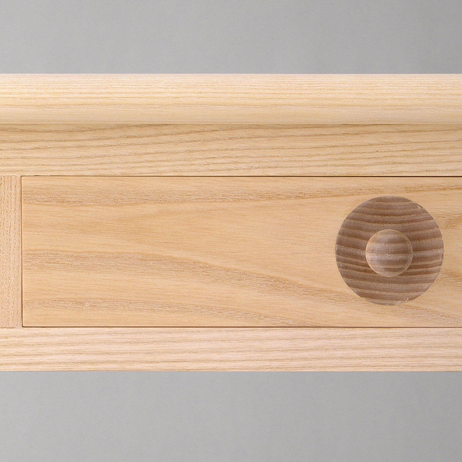 PP305 Classic Desk
