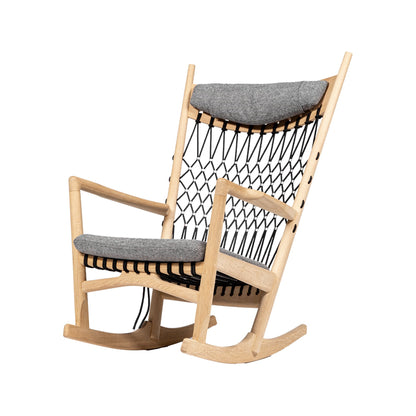 PP124 Rocking Chair