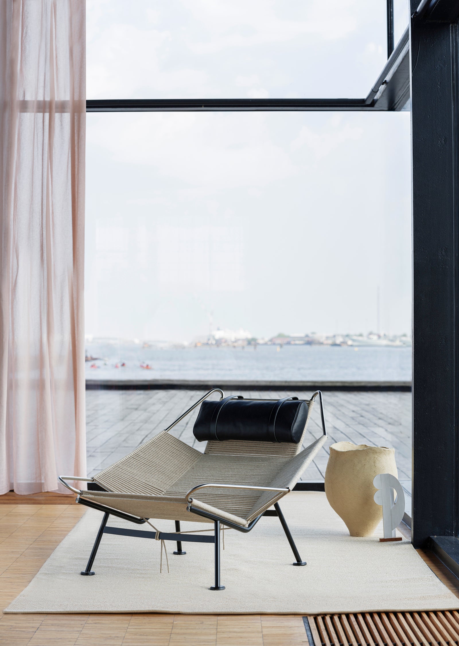 PP225 Flag Halyard Chair